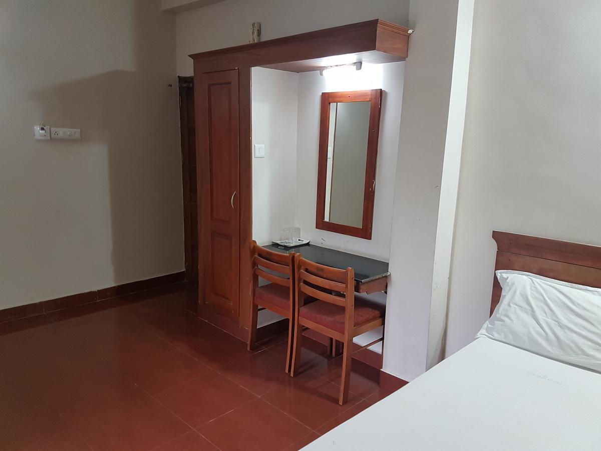 Hotel Shalimar Metro Kochi Exterior foto