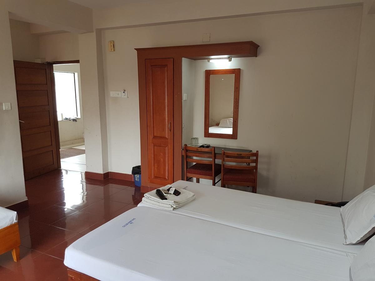 Hotel Shalimar Metro Kochi Exterior foto